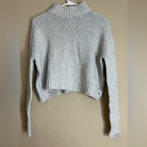 American Eagle Outfitters Sweaters - American Eagle outfitters cropped mock neck pull over sweater